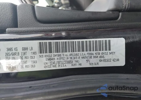 2020 Jeep Grand Cherokee Limited 4X4 z USA, uszkodzony, nr VIN 1C4RJFBT1LC338850